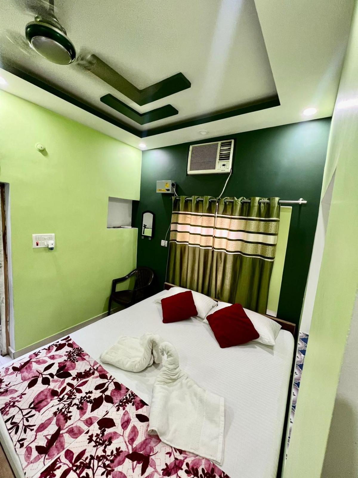 Maa Durga Inn Varanasi Exterior foto
